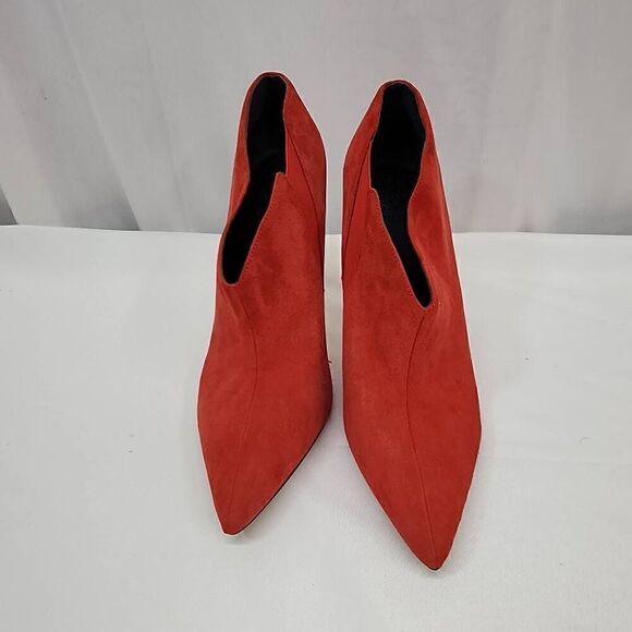 Guess Size 8.5 Ondrea Red Suede Pointed Toe Heeled Ankle Boots F - Picture 3 of 13